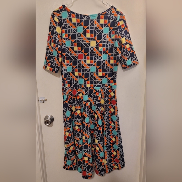 LulaRoe Geometric Nicole Dress - Picture 2 of 4